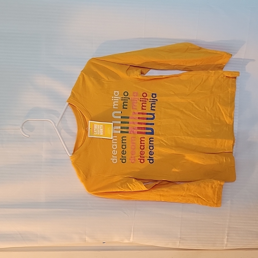 Yet long sleeve short